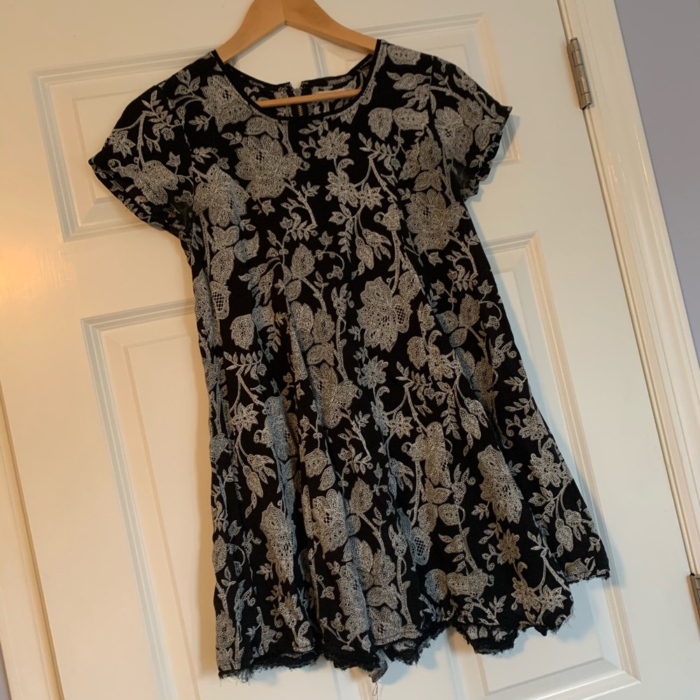 Silence + Noise Urban Outfitters Floral Dress